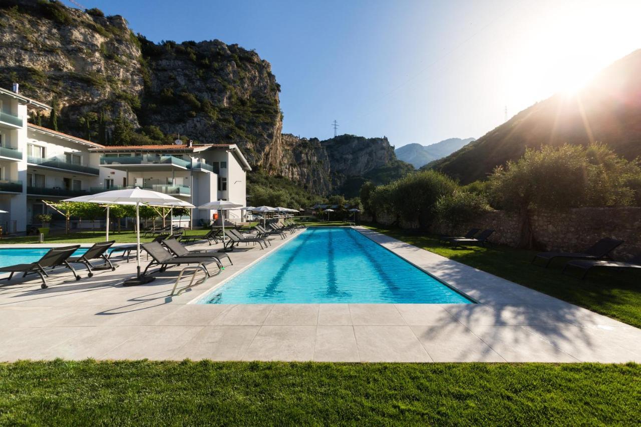 Aktivhotel Santalucia Torbole Sul Garda Exterior foto