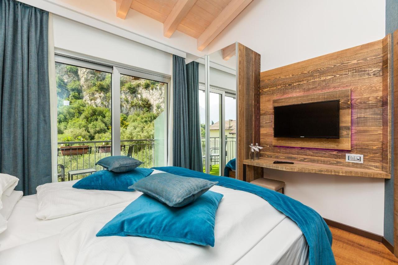 Aktivhotel Santalucia Torbole Sul Garda Exterior foto